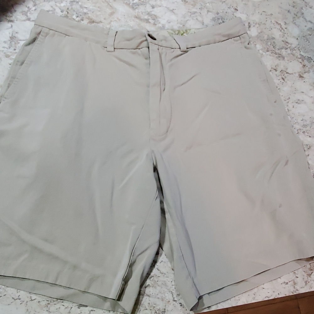 Tommy Bahama shorts